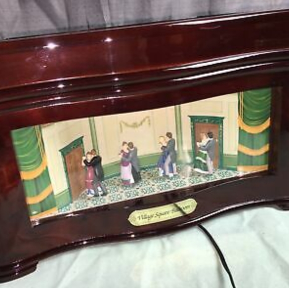 Mr Christmas Symphonium - Picture 2 of 2